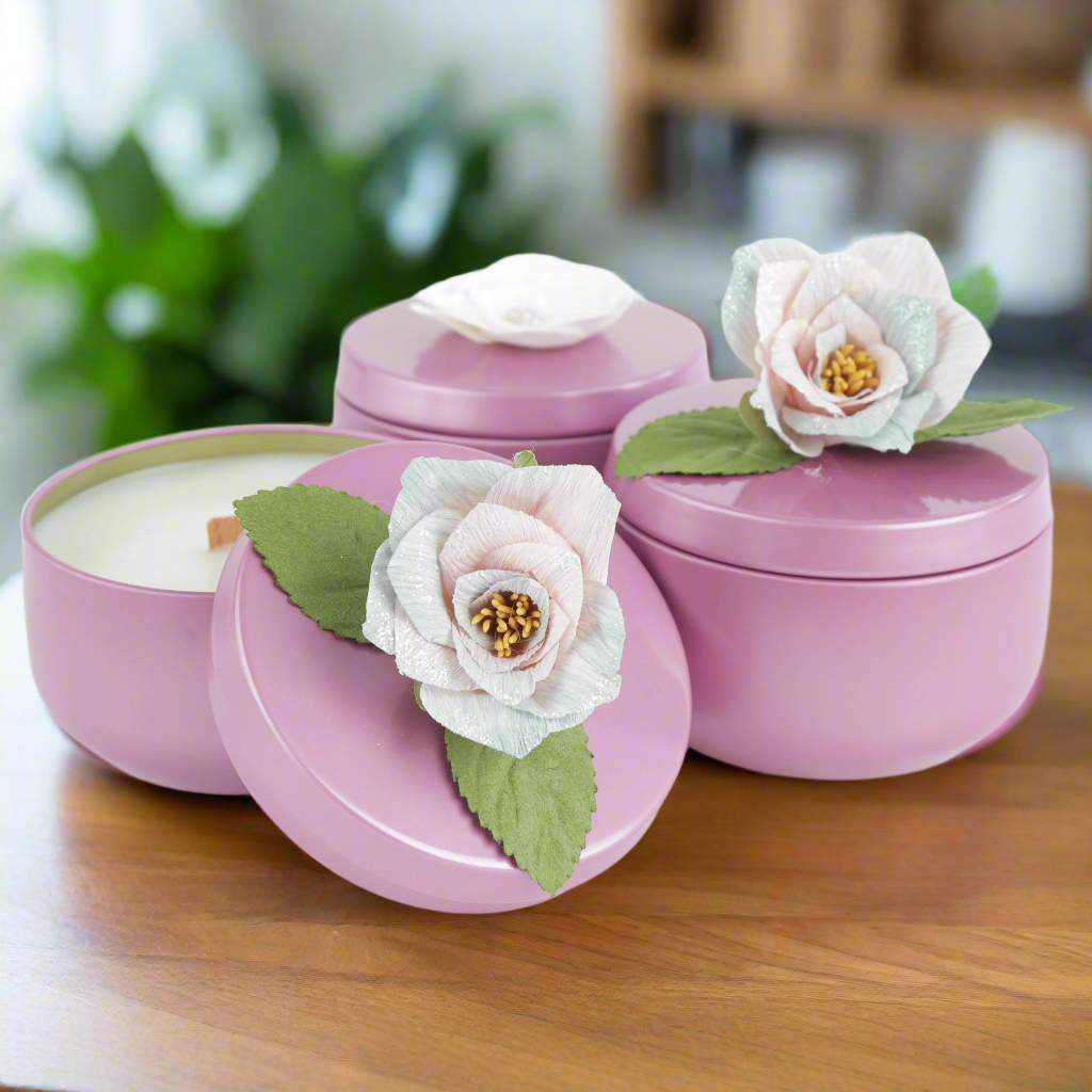 Vanilla Cashmere - Hand-Poured 7oz - Wood Wick Soy Candle - Metallic Rose Vessel